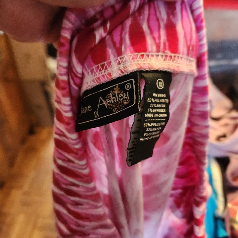 Pink and Black Maxi Skirt Set. Please Read below And See Photos For Size - Picture 8 of 14